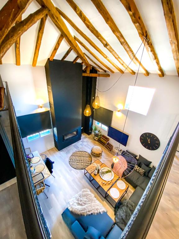 THE HAMLET by XUQ group, Cenizate