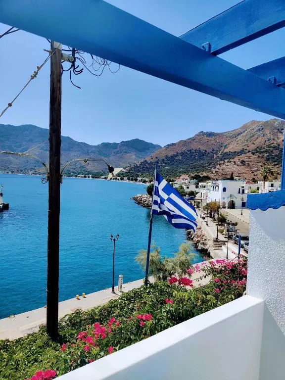 Blue Sky Aparts, hotel in Livadia