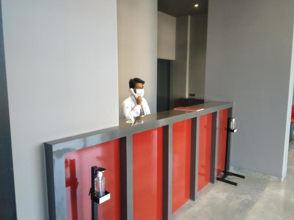 HOTEL INDUS INN photo