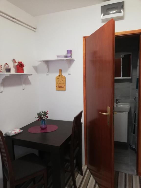 Studio apartman Small Lili photo