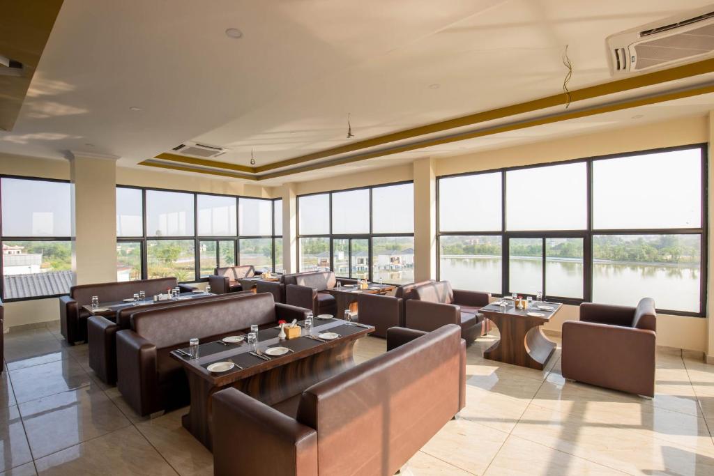 Restaurant, Lumbini Palace Resort in Lumbini