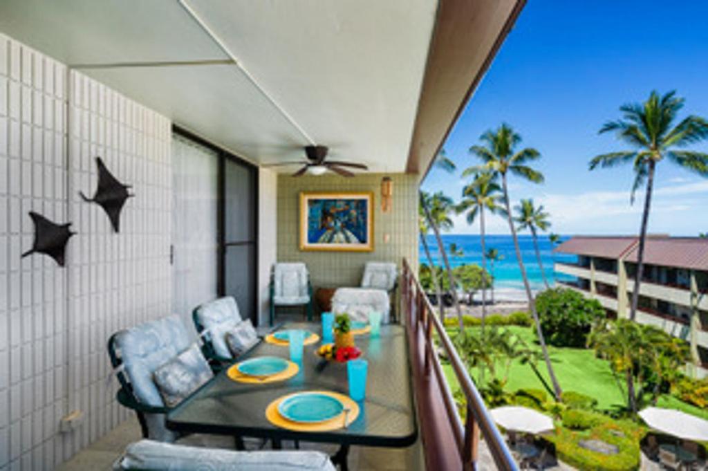 White Sands Village #318 at Magic Sands Beach by Casago Kona, Kailua-Kona