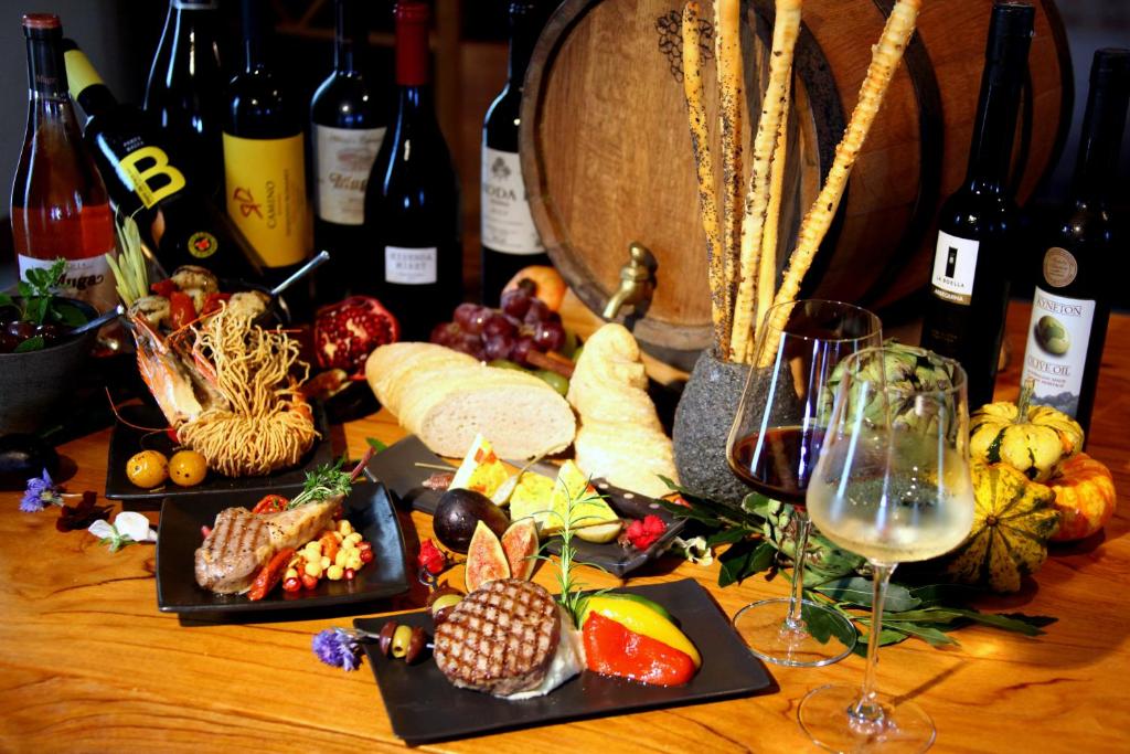 طعام و مشروبات