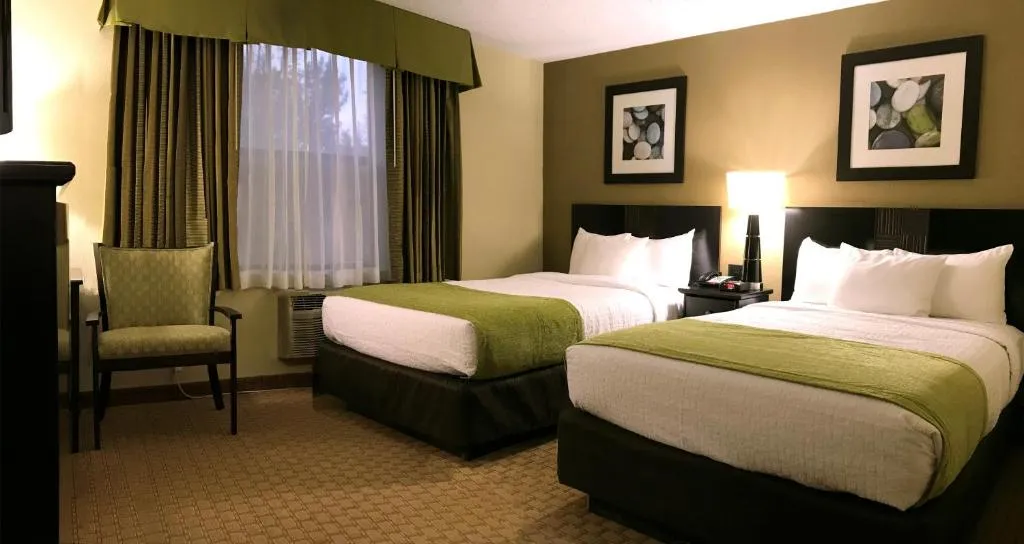NavajoLand Hotel，位于图巴城的酒店