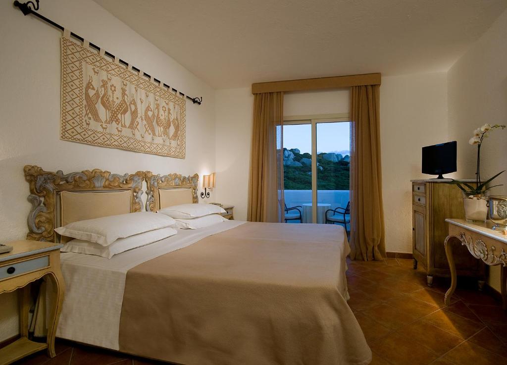 COLONNA GRAND HOTEL CAPO TESTA, a Colonna Luxury Beach Hotel, Santa Teresa Sardegna img58