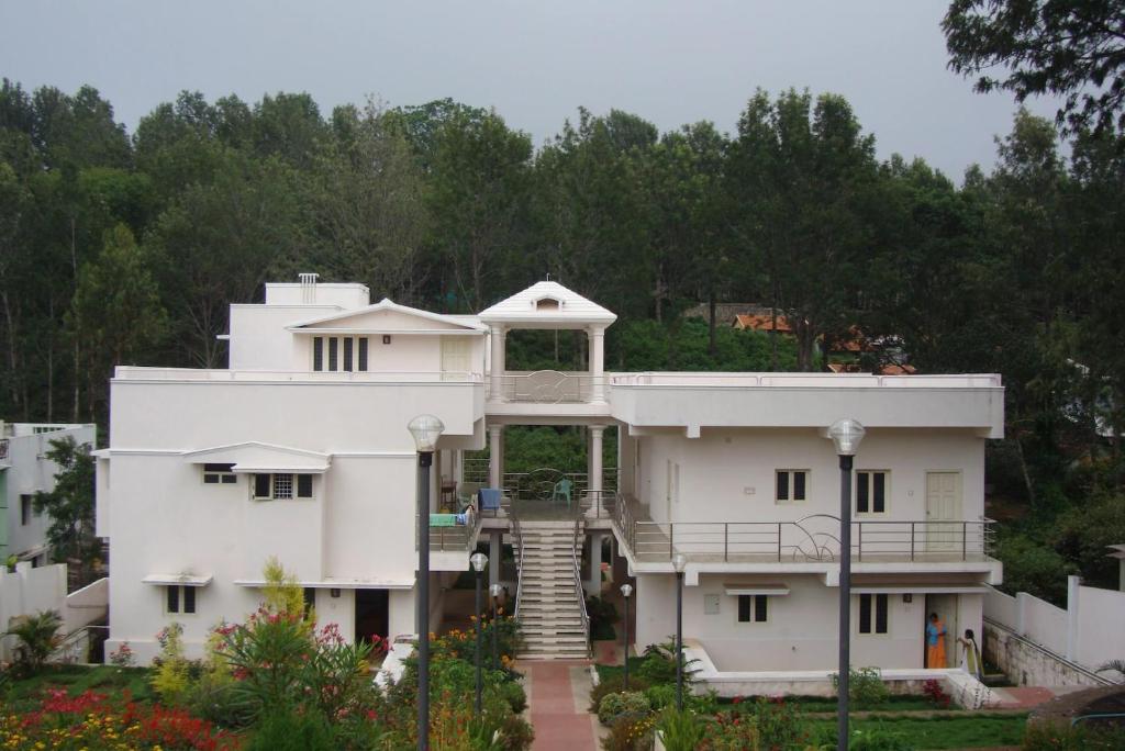 Cliffhanger Retreat — Hotel in Yercaud
