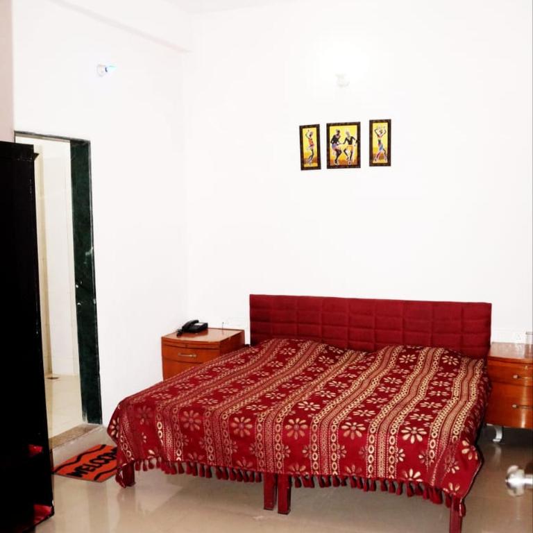 Hotel Vasundhara photo