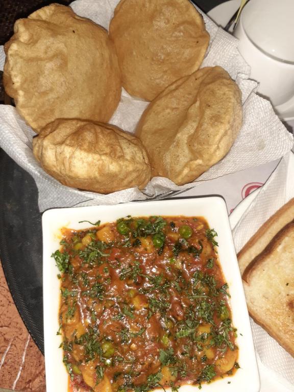 Hotel Pride Inn — Hotel in Allahabad