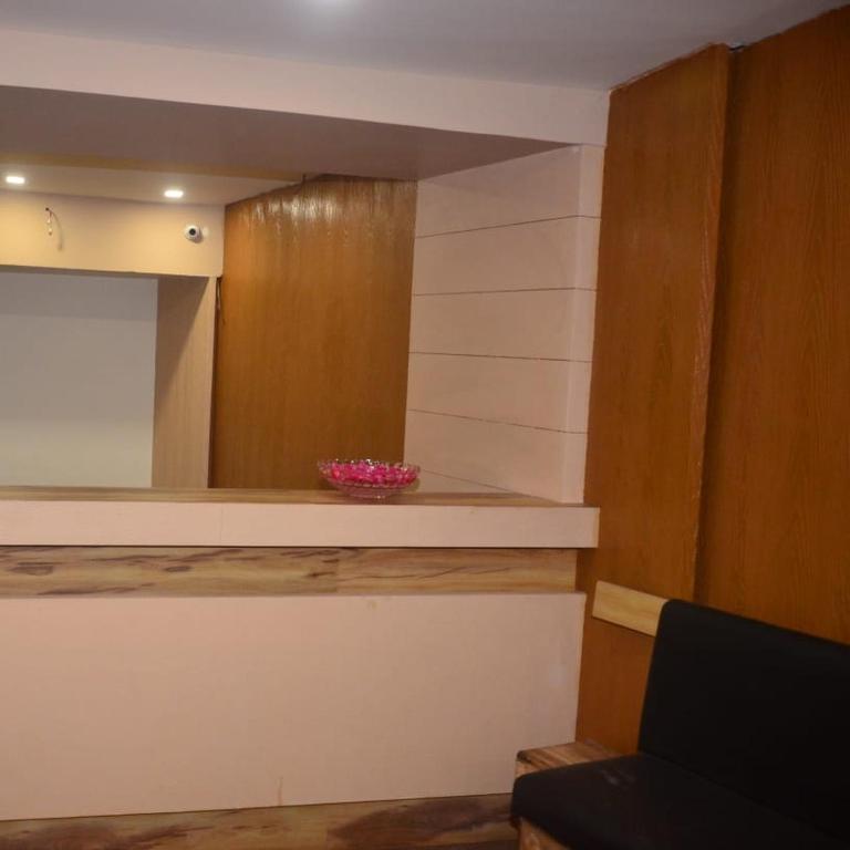 Poonam Hotel photo