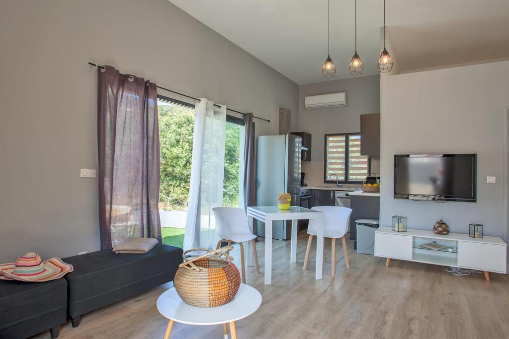 Casa Sol location de vacances indépendante à Calvi moins de 2km plage - 1