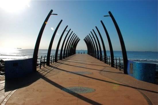 Umhlanga Arch - Ocean Views, Queen size bed plus free wifi photo