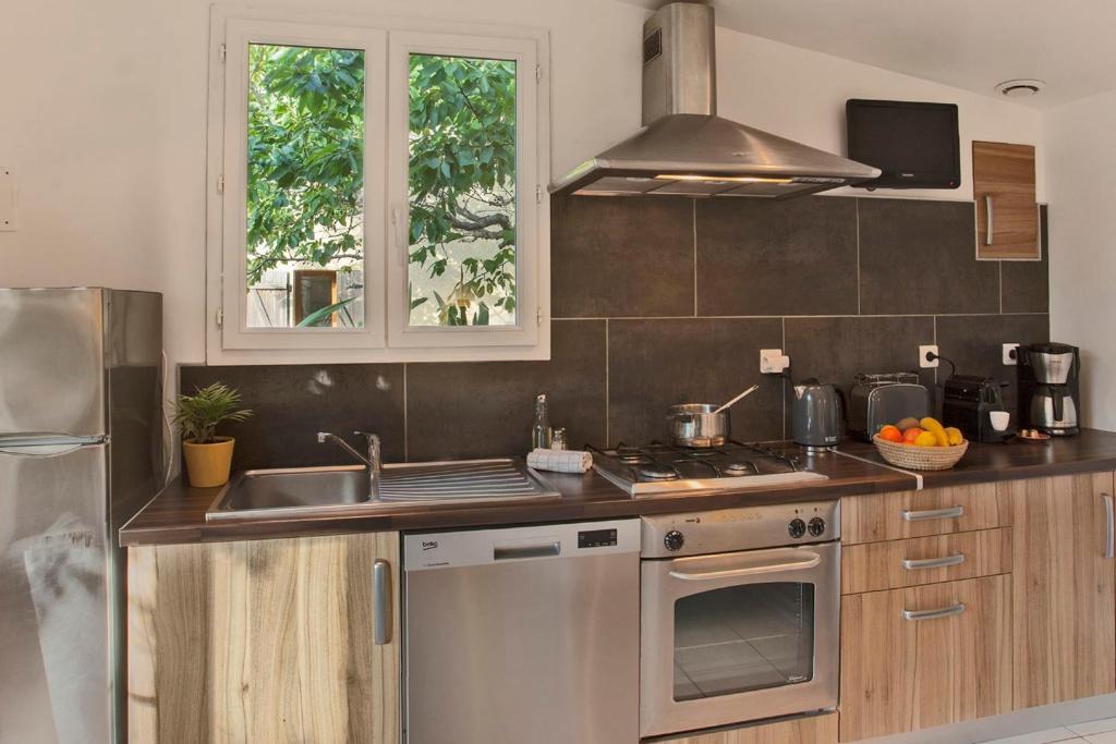 minivilla lilas indépendante à Calvi avec jardin et piscine jardin et bbq - 5