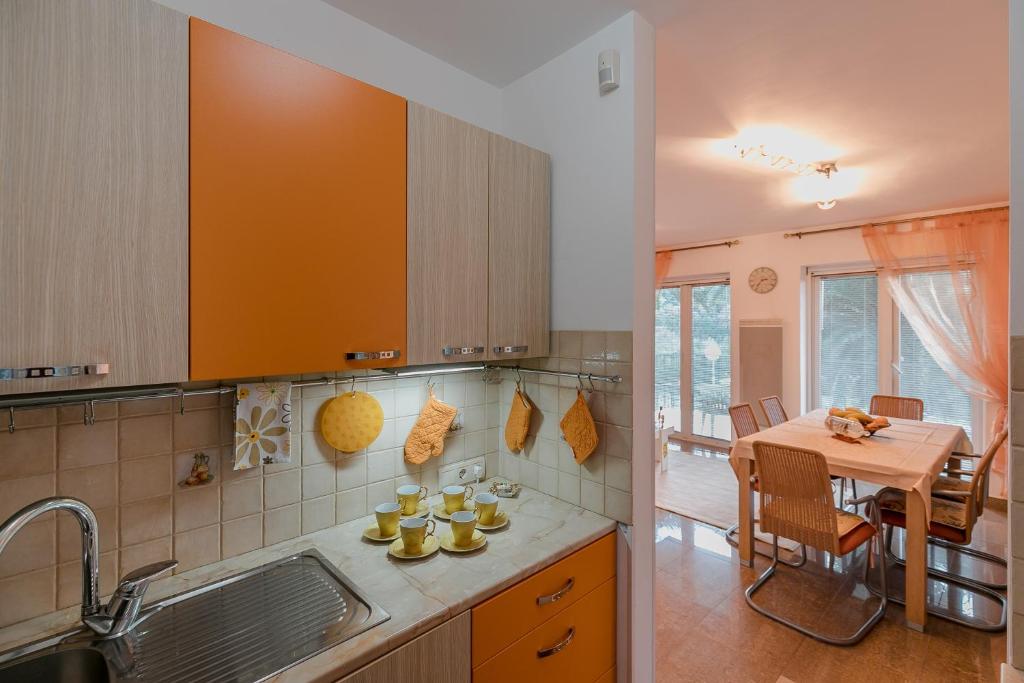 Palm Point Apartment - 5