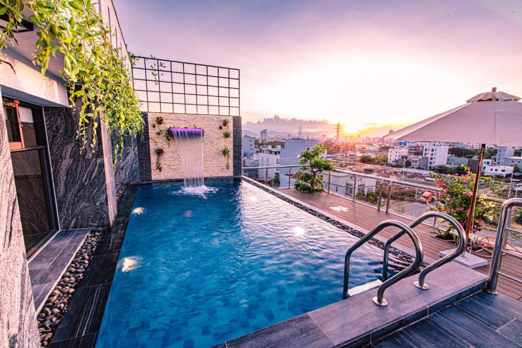 LAUREL DANANG APARTMENT — Hotel in Da Nang
