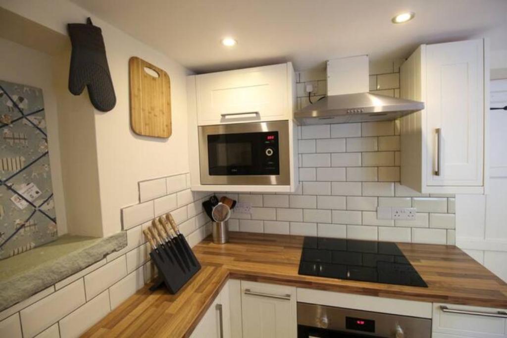Cosy Crickhowell Cottage photo 4