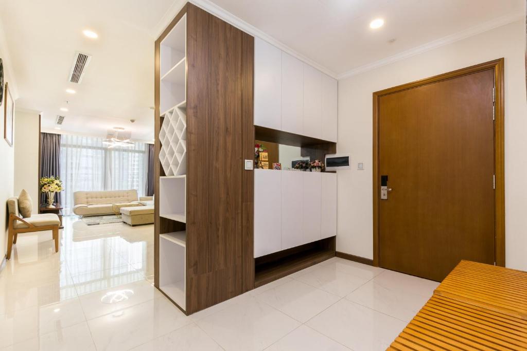 Vinhomes Luxstay Apartment OM photo