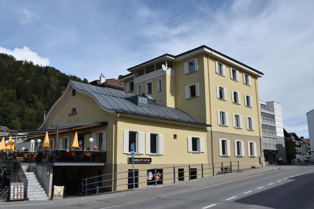 Hotel Ratia photo