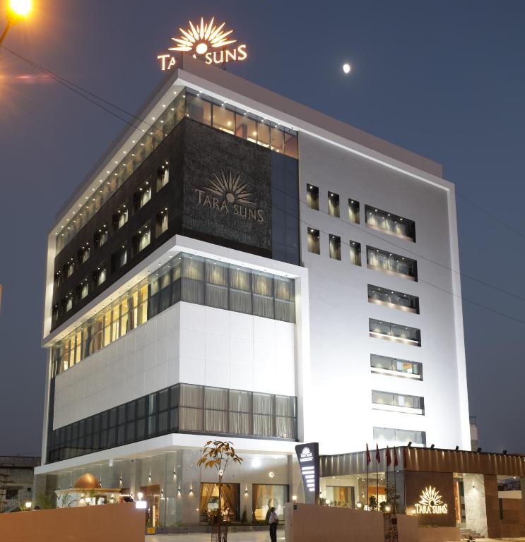 Tara Suns — Hotel in Vadodara