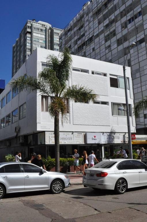 Apartamento 2 dormitorios en Av. Gorlero - 2