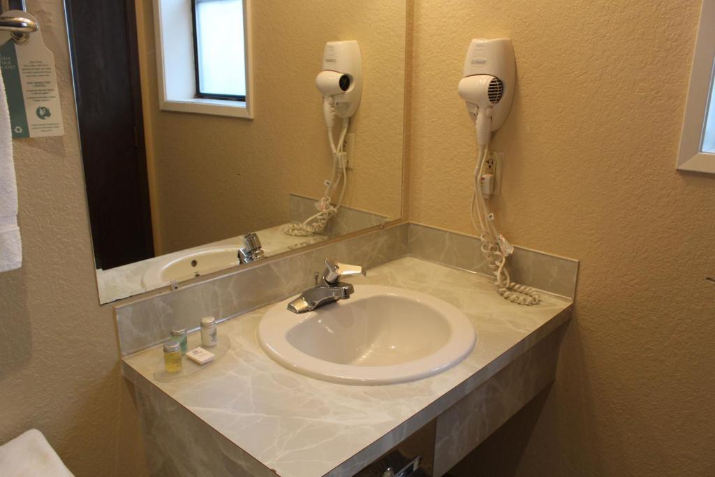 FairBridge Inn and Suites photo