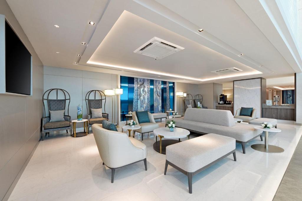 Lobby, Centre Point Hotel Terminal21 Korat in Nakhonratchasima