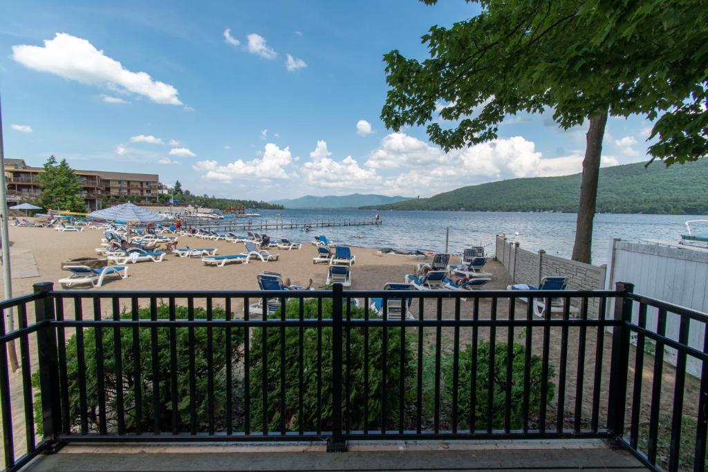 Balcony/terrace, Marine Village Resort in Lake George (NY)
