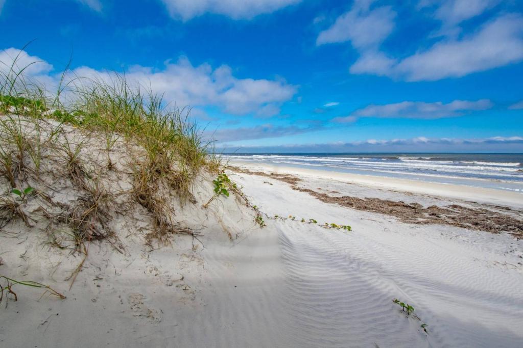 Barefoot Hideaway II photo