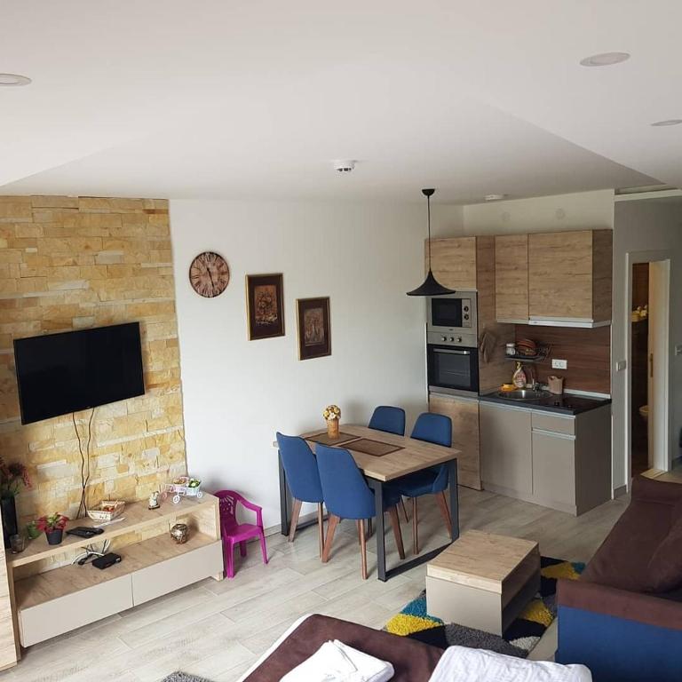 MIA LUX Milmari Apartman L23a — Hotel in Kopaonik