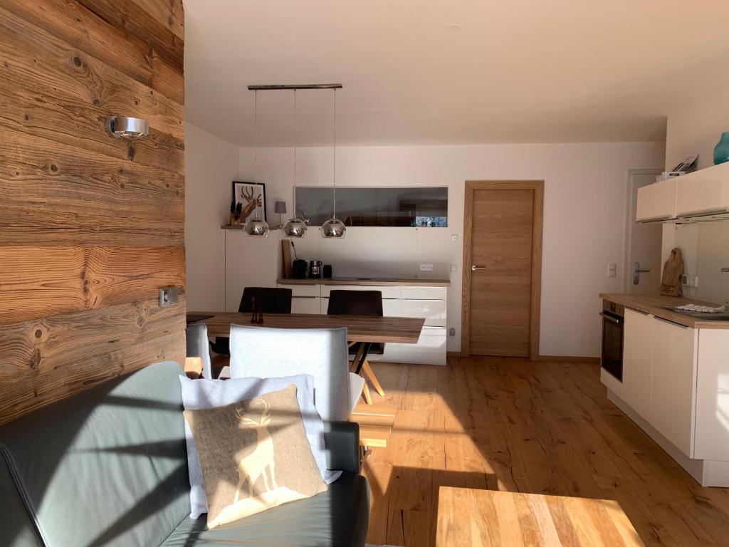 Ferienwohnung Geisberg - Moderne Wohnung mit alpinem Flair in Traumlage - 4