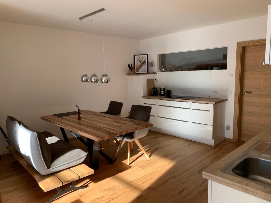 Ferienwohnung Geisberg - Moderne Wohnung mit alpinem Flair in Traumlage - 3