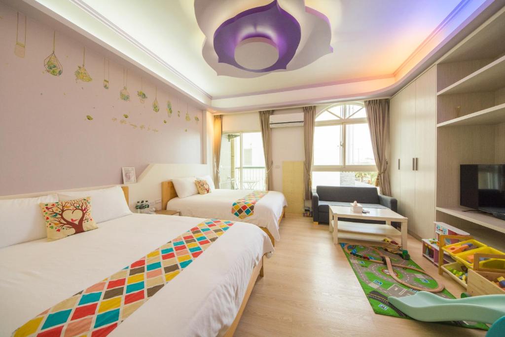 Childlike B&B, Wujie