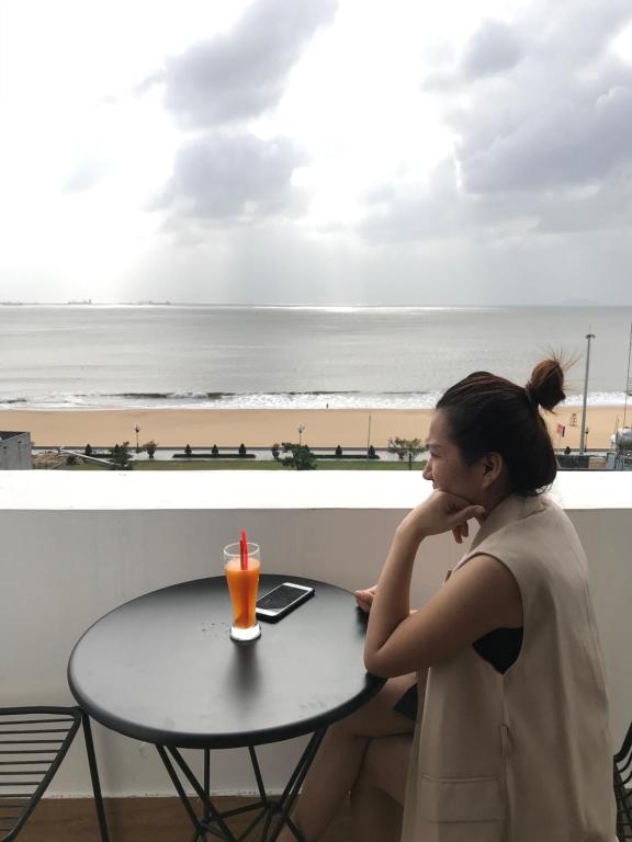 Hotel Hoang Hung Quy Nhon photo