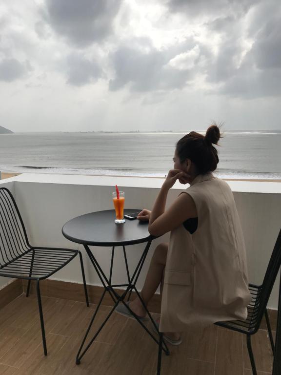 Hotel Hoang Hung Quy Nhon photo