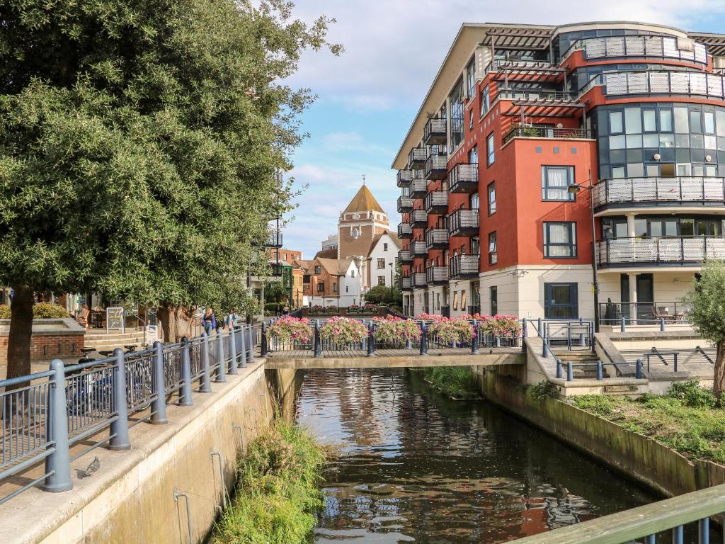 River View - Kingston — Hotel in London