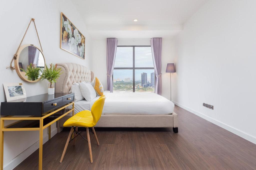 The Saigon Suite, The Luxury 2 bedrooms with bathtub for over 30 nights