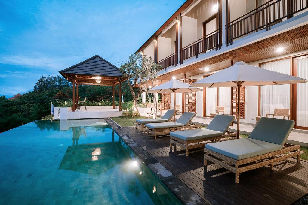 スイミングプール