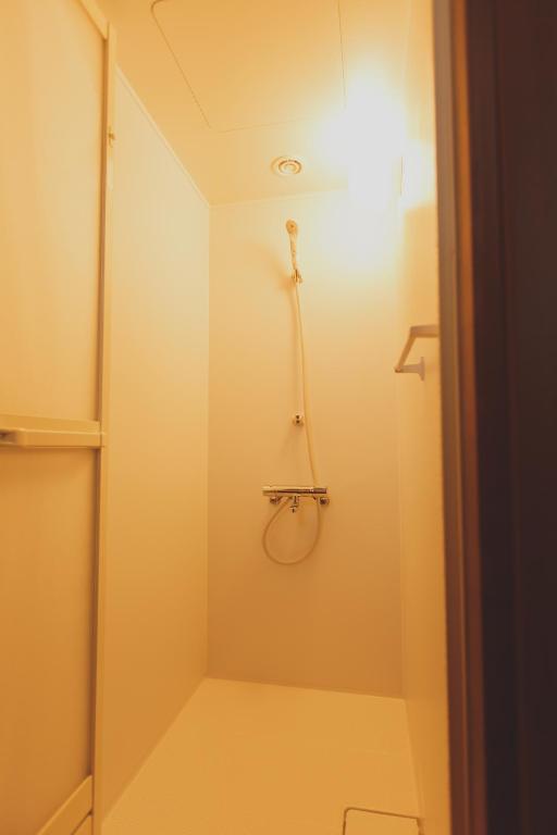 Bathroom, guesthouse絲 -ito-ゲストハウスイト in Takaoka