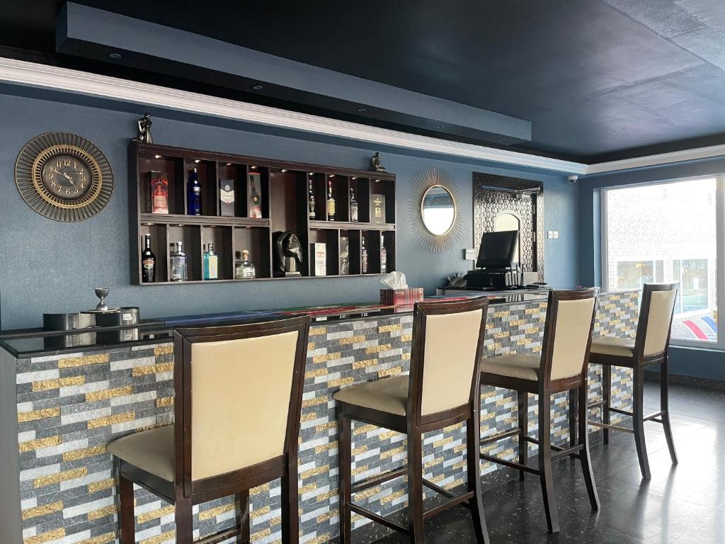 Bar/lounge