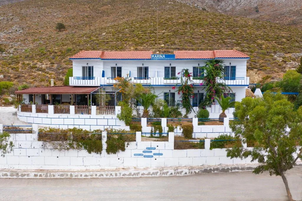 marina beach, hotel in Livadia
