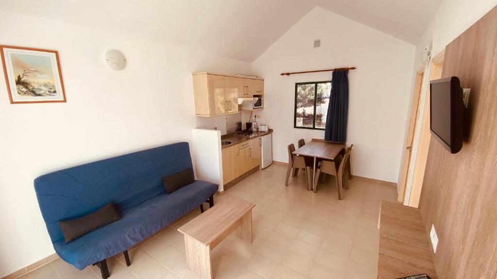 Casthotels Fuertesol Bungalows — Hotel rooms in Caleta De Fuste, Canary Islands