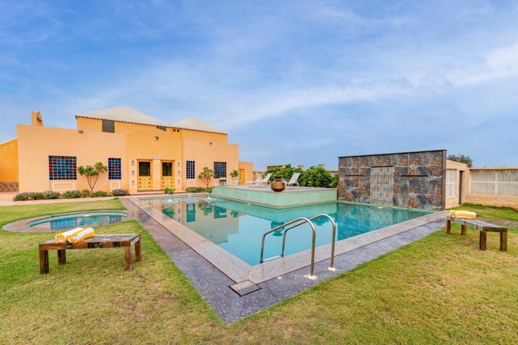 スイミングプール