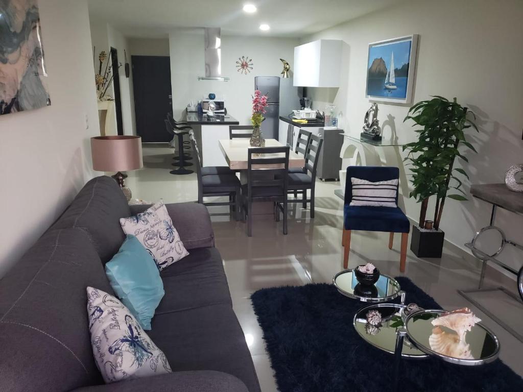 Departamento en malecon Portico Beach - 3