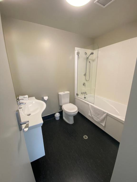 Teschemakers Resort photo