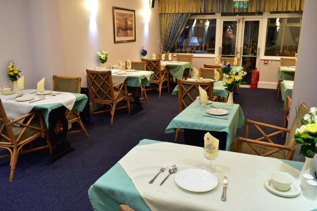 Royal Square Hotel - NEC and Birmingham Airport