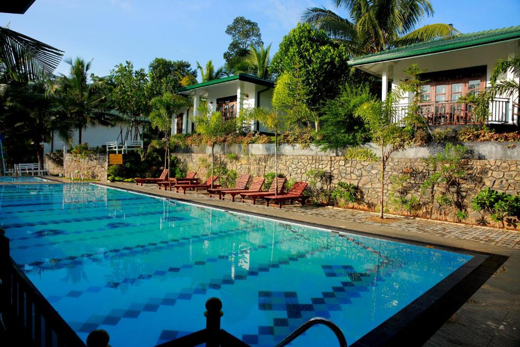Hill View Resort — Hotel in Bentota