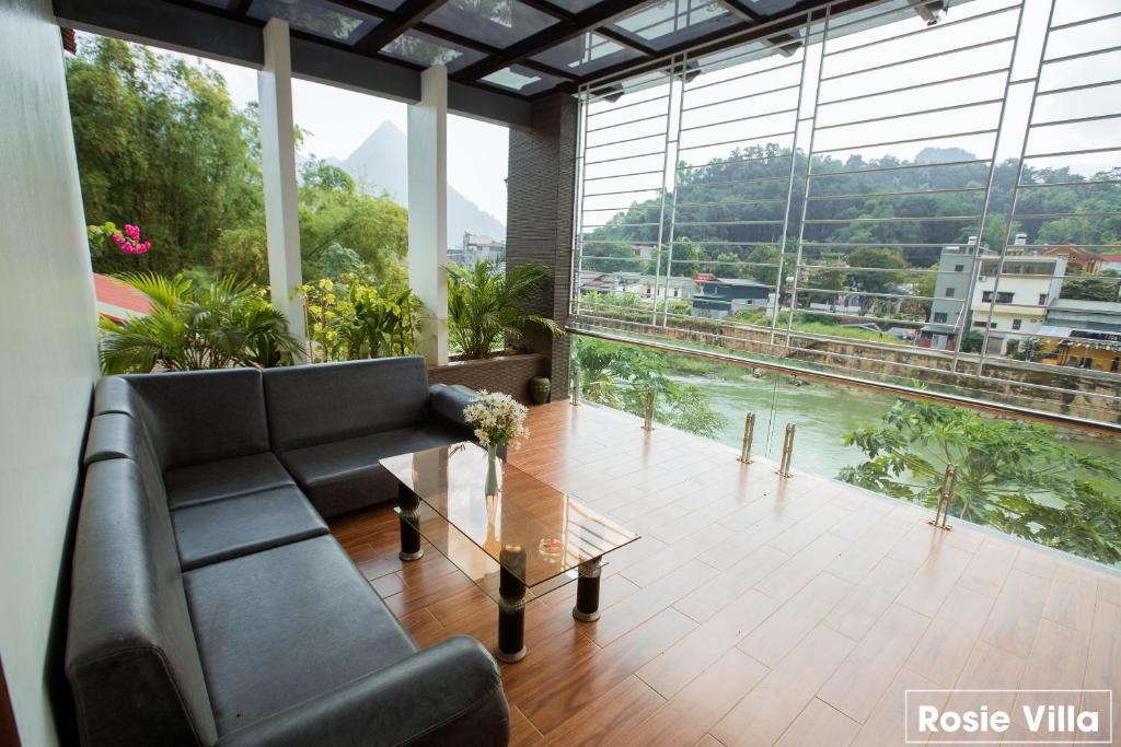 Rosie Villa Ha Giang - Motorbikerental & Tour