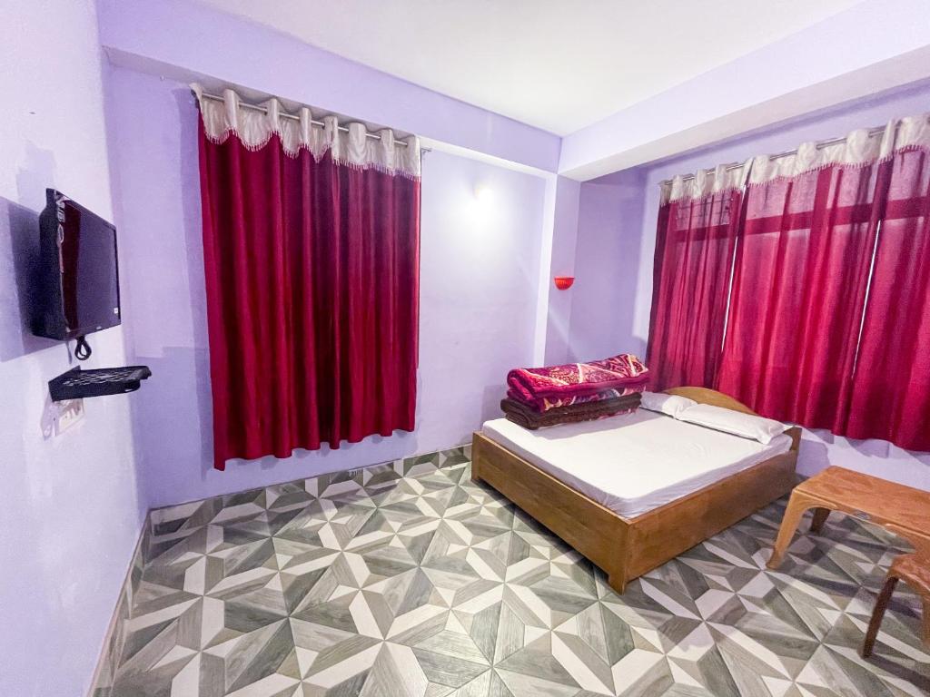 Hotel Himalayan photo
