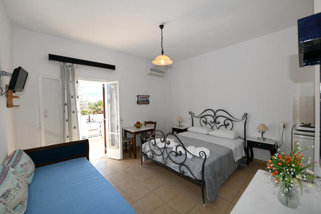 Sunflower ApartHotel photo