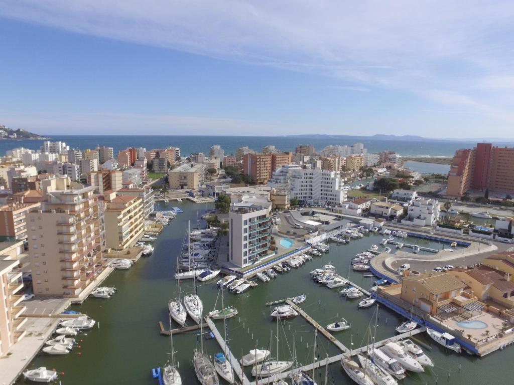 RNET - Apartments Roses Port Trebol - 2