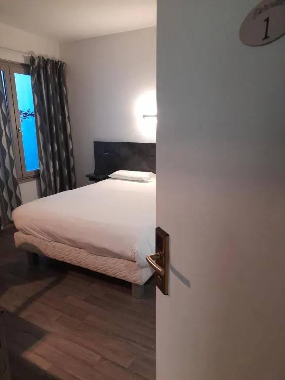 le tout va bien，位于Valence的酒店